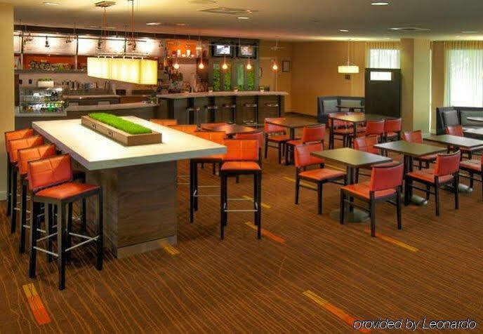 Courtyard By Marriott Roanoke Airport Hotel Kültér fotó